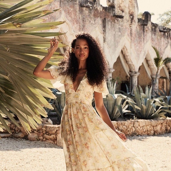 Doen Tarragon Dress Size S in lemon bouquet print! - Picture 2 of 5